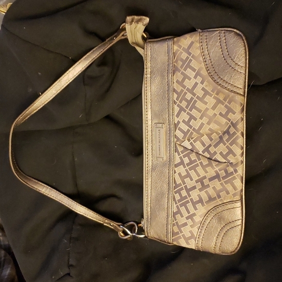 Tommy Hilfiger Signature Fabric Faux Leather Accented Purse - Picture 1 of 8